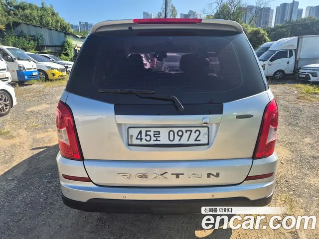 KG_Mobility_Ssangyong Rexton 2016 thumb 4