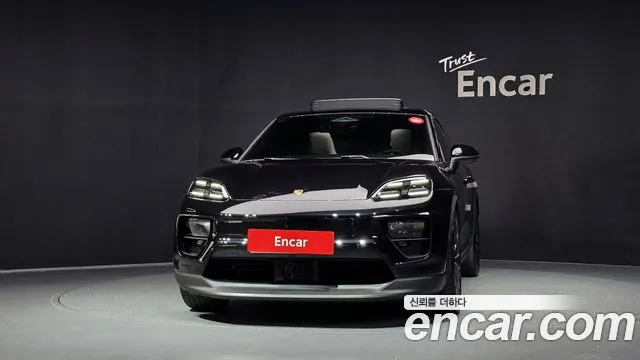 Porsche Macan 2025 thumb 3