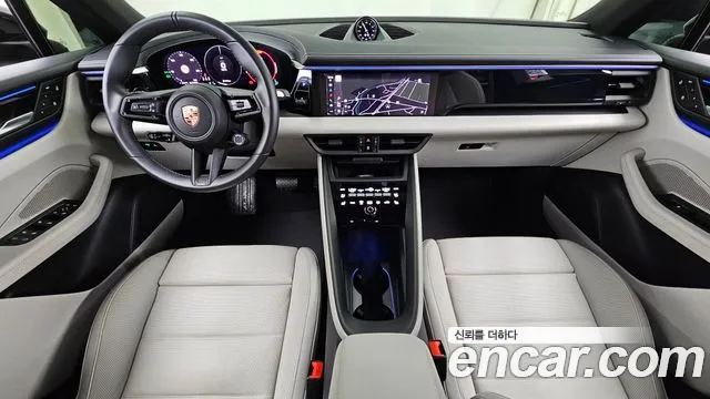 Porsche Macan 2025 thumb 7