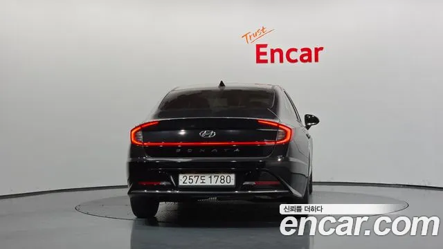 Hyundai Sonata 2022 thumb 4