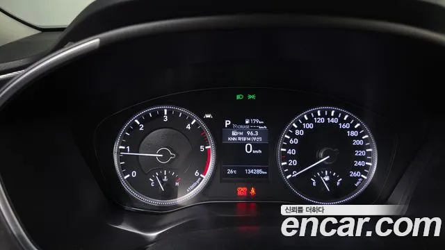 Hyundai Santa Fe 2018 thumb 8