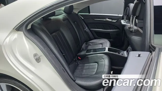 Mercedes-Benz CLS-Class 2016 thumb 10