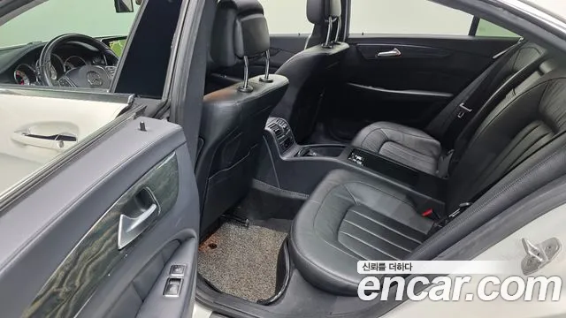Mercedes-Benz CLS-Class 2016 thumb 11