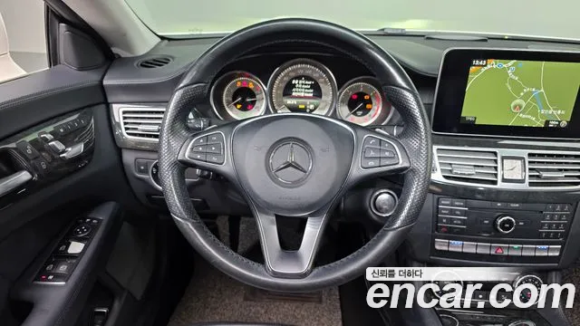 Mercedes-Benz CLS-Class 2016 thumb 12