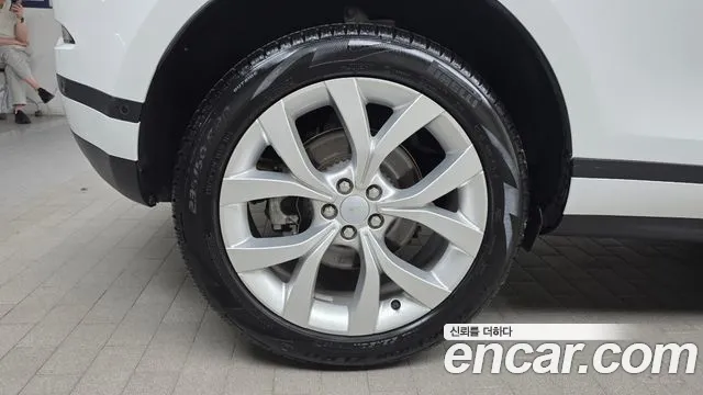 Land Rover Range Rover Evoque 2021 thumb 5