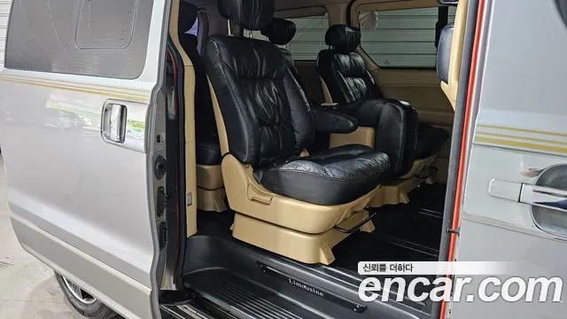 Hyundai Starex 2010 thumb 12