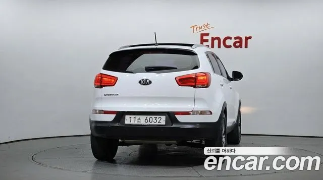 Kia Sportage 2015 thumb 4