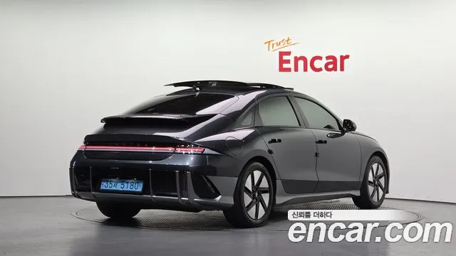 Hyundai IONIQ 6 2023 thumb 2