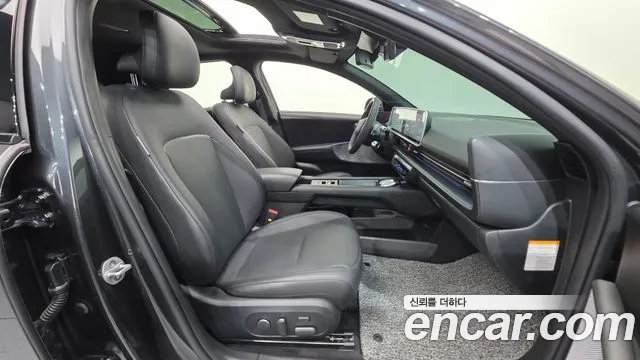 Hyundai IONIQ 6 2023 thumb 10