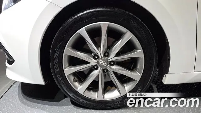 Hyundai Grandeur 2014 thumb 5