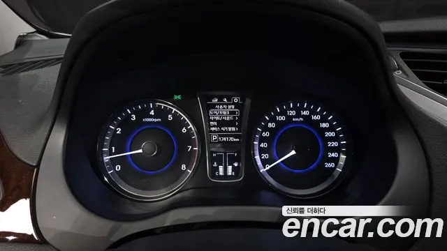 Hyundai Grandeur 2014 thumb 8