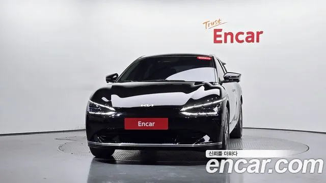 Kia EV6 2023 thumb 2