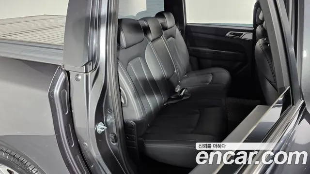 KG_Mobility_Ssangyong Rexton 2019 thumb 11