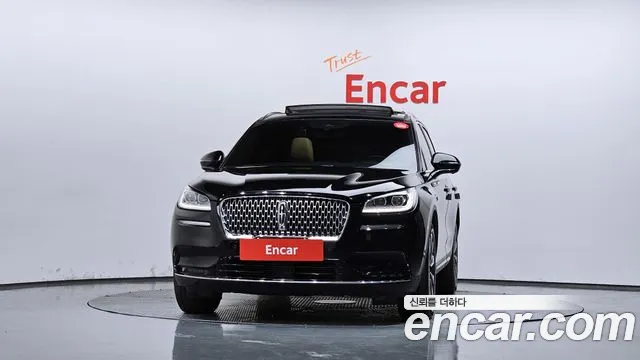 Lincoln Corsair 2021 thumb 3