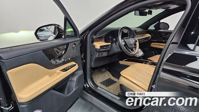 Lincoln Corsair 2021 thumb 10