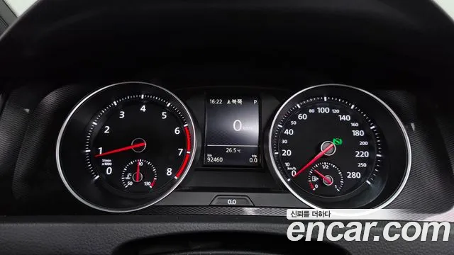 Volkswagen Golf Sportsvan 2016 thumb 8