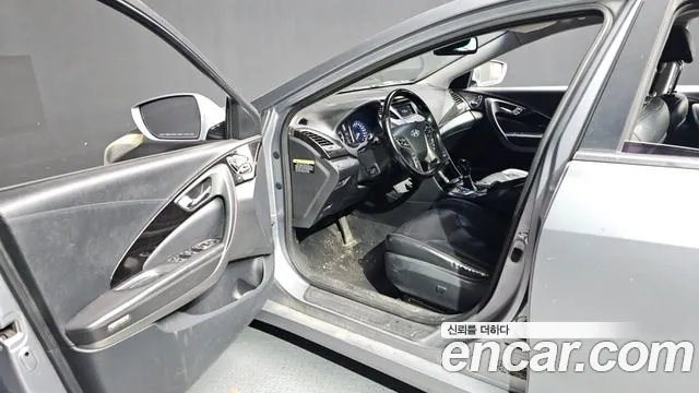 Hyundai Grandeur 2014 thumb 10