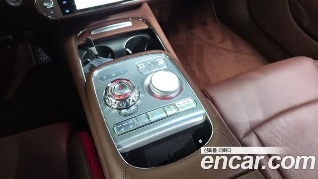Genesis G90 2022 thumb 9