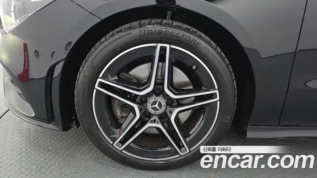 Mercedes-Benz CLA 2022 thumb 5