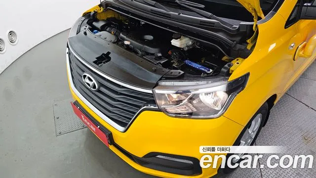 Hyundai Starex 2019 thumb 6