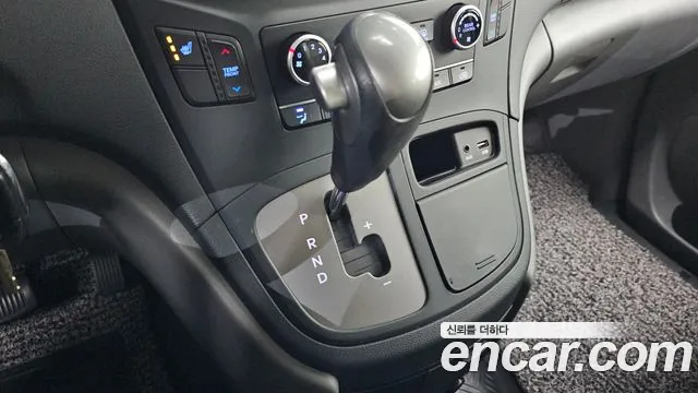 Hyundai Starex 2019 thumb 9