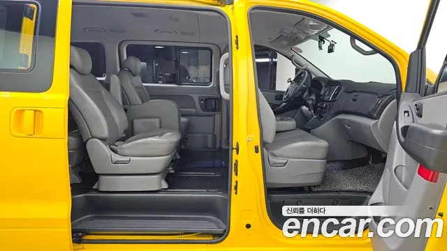 Hyundai Starex 2019 thumb 12