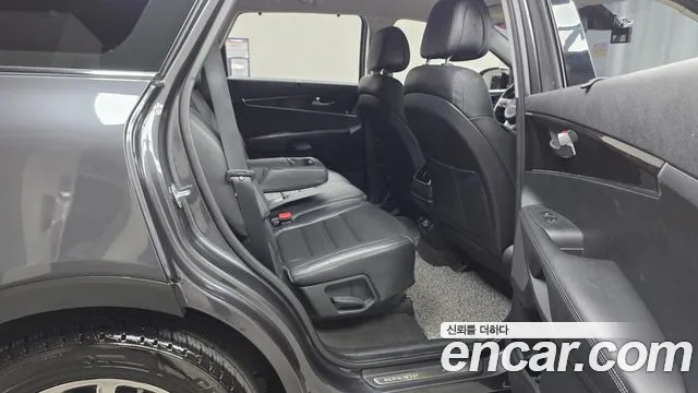 Kia Sorento 2015 thumb 11