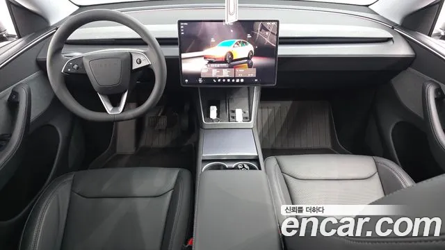 Tesla Model Y 2025 thumb 6