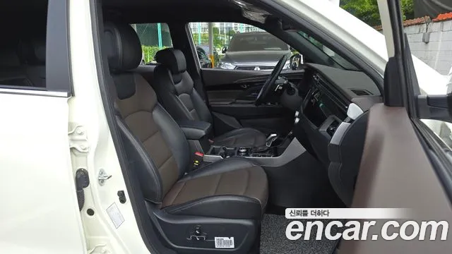 KG_Mobility_Ssangyong KORANDO 2022 thumb 11