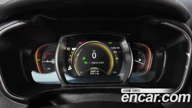 Renault-KoreaSamsung Koleos 2019 thumb 8