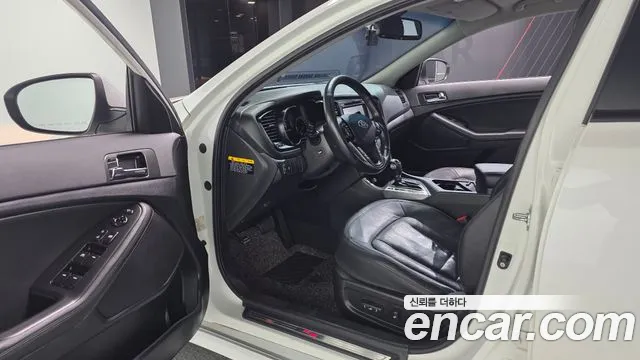 Kia K5 2012 thumb 10
