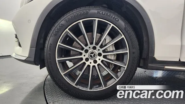 Mercedes-Benz GLC 2019 thumb 5