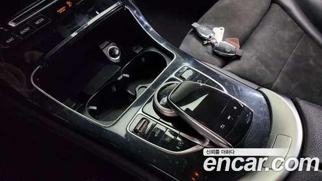 Mercedes-Benz GLC 2019 thumb 9