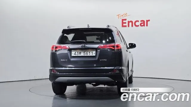 Toyota RAV4 2018 thumb 4