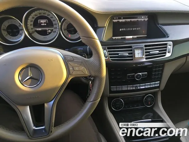 Mercedes-Benz CLS-Class 2013 thumb 10