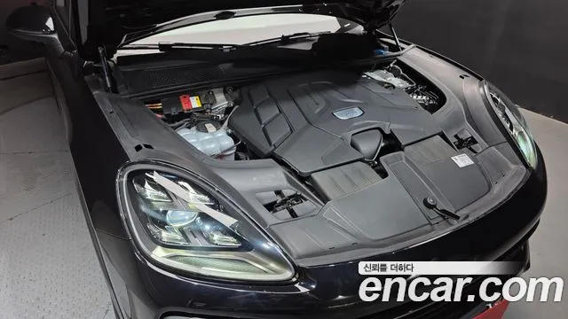 Porsche Cayenne 2019 thumb 6