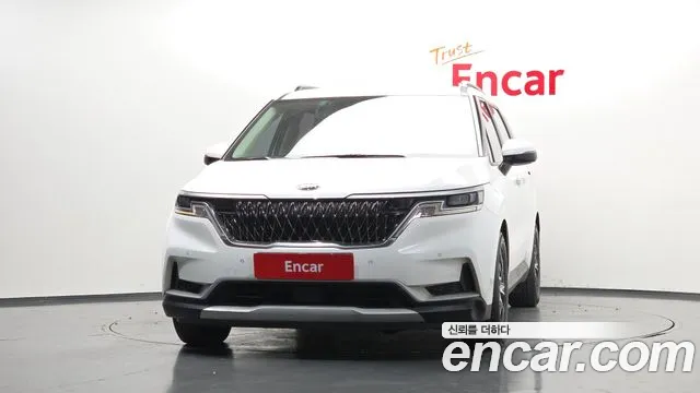Kia Carnival 2021 thumb 3