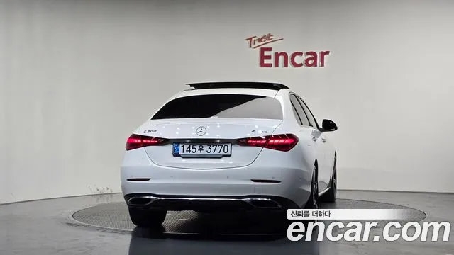 Mercedes-Benz C-Класс 2024 thumb 4
