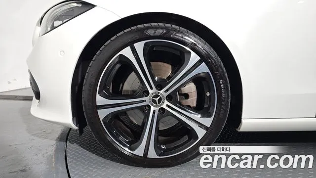 Mercedes-Benz C-Класс 2024 thumb 5