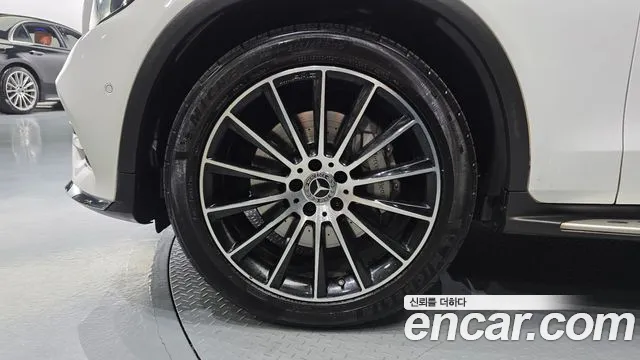 Mercedes-Benz GLC 2017 thumb 5