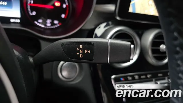 Mercedes-Benz GLC 2017 thumb 9