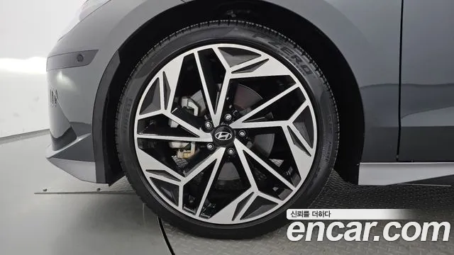 Hyundai IONIQ 6 2024 thumb 4