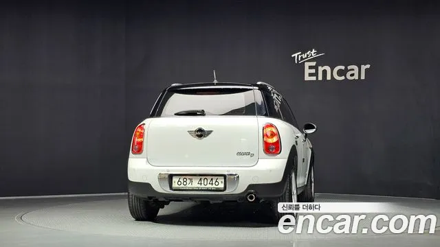 MINI Countryman 2012 thumb 4