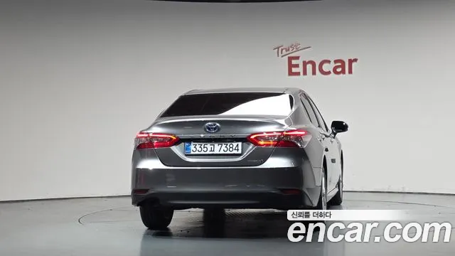Toyota Camry 2024 thumb 4