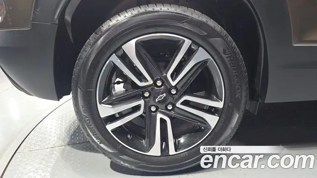 ChevroletGMDaewoo TrailBlazer 2021 thumb 5
