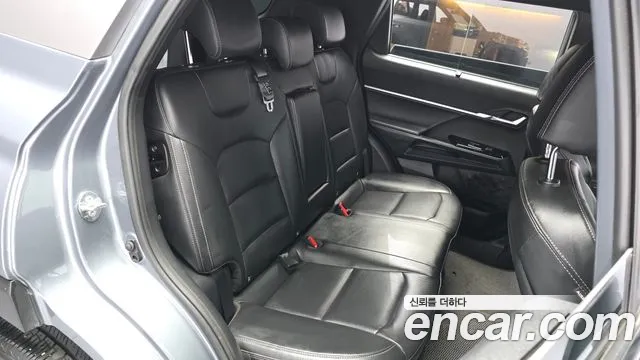 KG_Mobility_Ssangyong Torres 2024 thumb 10