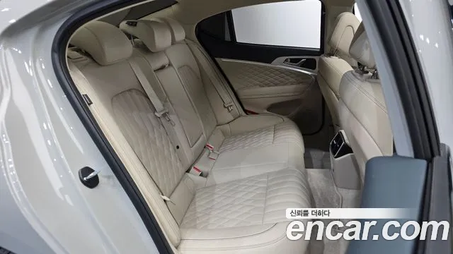 Genesis G70 2025 thumb 11