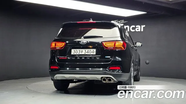 Kia Sorento 2017 thumb 4