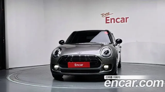 MINI Clubman 2019 thumb 3