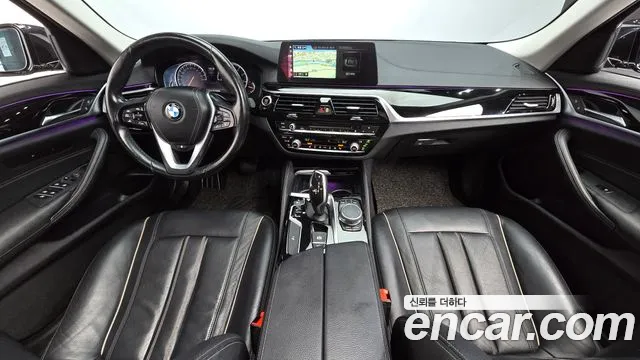 BMW 5-Series 2018 thumb 7